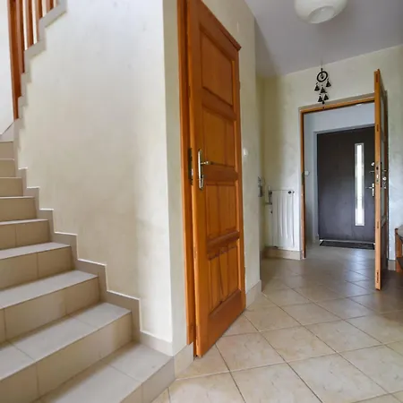 Dom Wśród Modrzewi