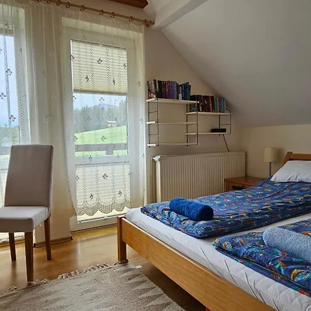 Dom Wśród Modrzewi Сasa de vacaciones