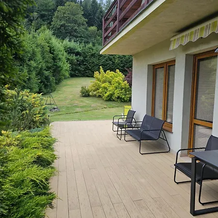 Сasa de vacaciones Dom Wśród Modrzewi Uscie Gorlickie