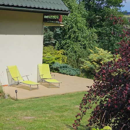 Dom Wsrod Modrzewi *